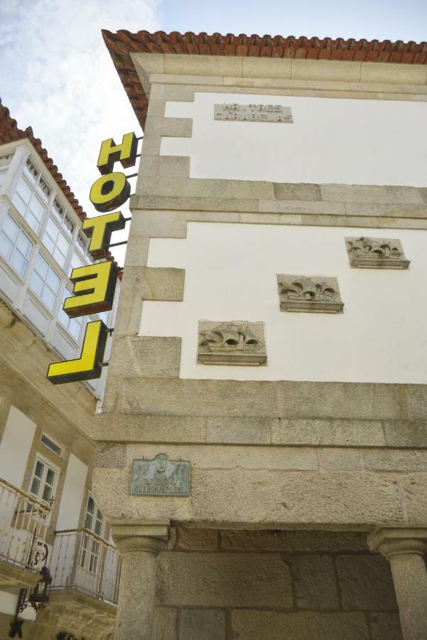 Tres Carabelas Hotel